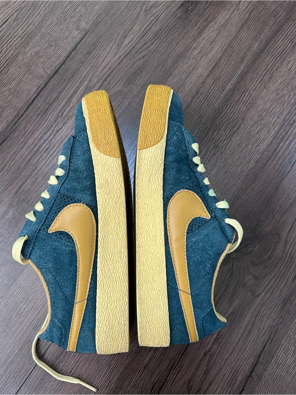 NIKE - Blazer Low SB Shoes - Picture 7 of 11